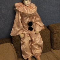 ПИАРО Колекционерска голяма кукла  с порцеланова глава , снимка 1 - Колекции - 33262549