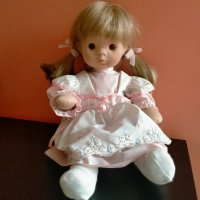 Колекционерска кукла Stupsi Germany 43 см 1, снимка 7 - Колекции - 37239546