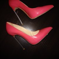 Дамски елегантни обувки на ток, снимка 1 - Дамски елегантни обувки - 44069684