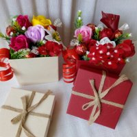 Налични кутии с бонбони,рози ,ароматни цветя, снимка 9 - Декорация за дома - 32955674