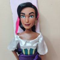 Оригинална кукла Есмералда - Парижката Света Богородица - Дисни Стор Disney store, снимка 12 - Кукли - 39142452