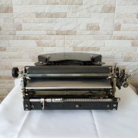 Стара пишеща машина Adler Mod.7 - Made in Germany - 1939 година - Антика, снимка 5 - Антикварни и старинни предмети - 30314367