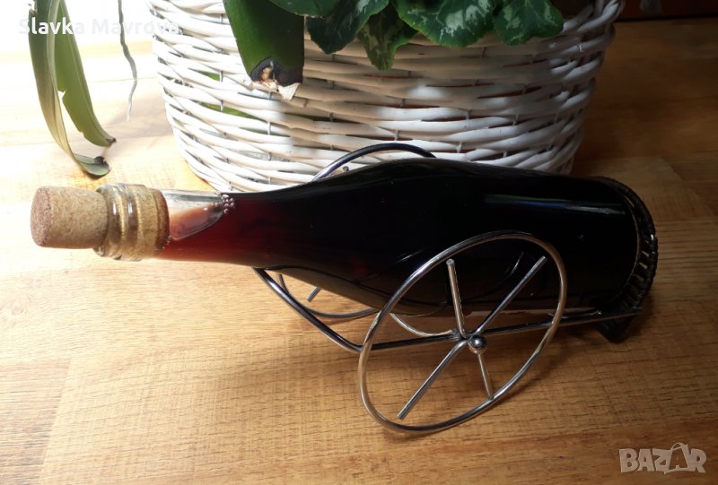 Поставка за вино, снимка 1