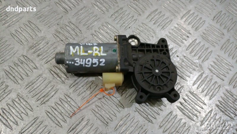 Моторче стъклоповдигач врата Mercedes ML W163 2001г.(задна лява)	, снимка 1