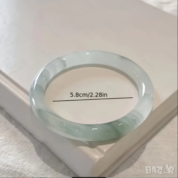 Дамска гривна от млечно бял опал, снимка 1