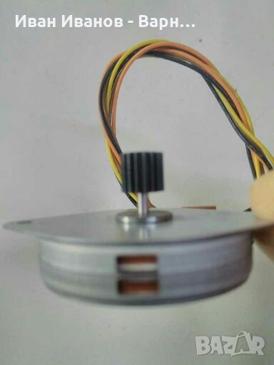 Стъпков  двигател, моторче  QK1 - 3962    7YRT, снимка 1