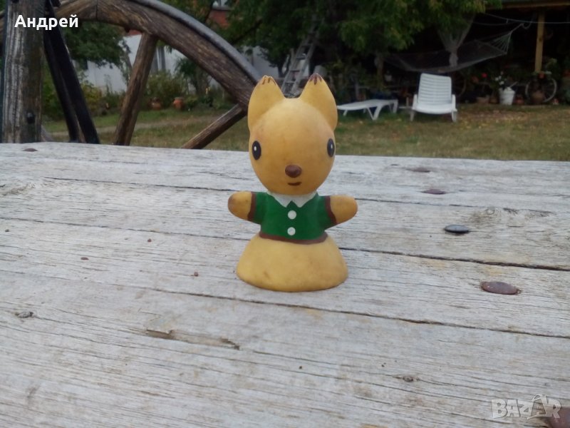 Стара гумена играчка,катерица, снимка 1