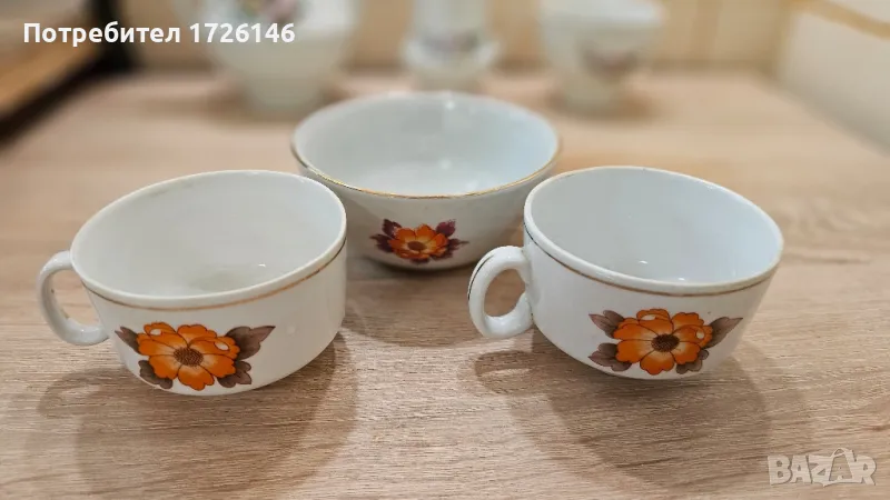Порцеланови чаши 2 броя и 1 купичка, снимка 1