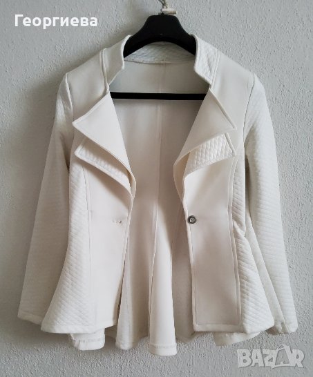Вталено бяло сако, снимка 1