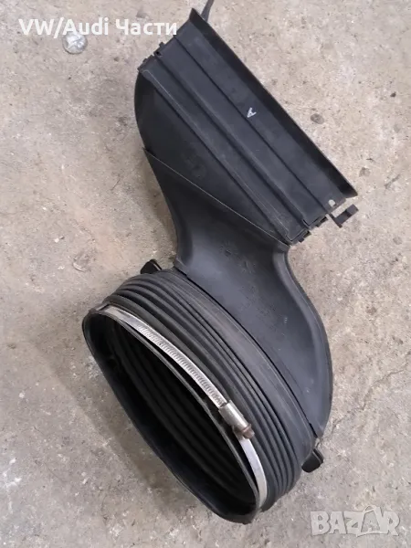 Въздуховод тръба за Голф 5 1.6 фси Volkswagen Golf 5 1.6 FSI 03C253817C, снимка 1