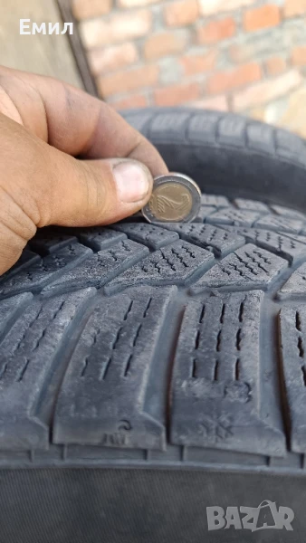 Гуми зимни 205/45/17 2бр., снимка 1