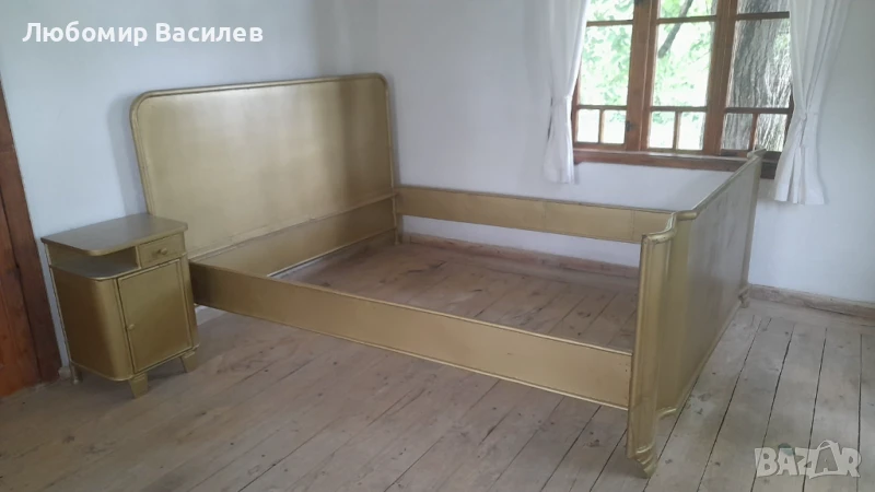 Продавам метална спалня 160/200см,матрак мемори 160/200см,нощно шкафче., снимка 1