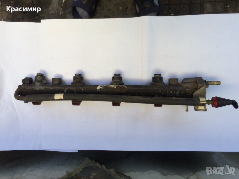 Бензинова рейка с инжекторите за Ford Fiesta 1.25, снимка 1