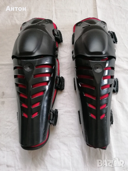 Мото на коленки , снимка 1