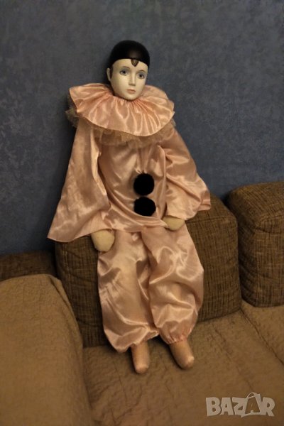 ПИАРО Колекционерска голяма кукла  с порцеланова глава , снимка 1