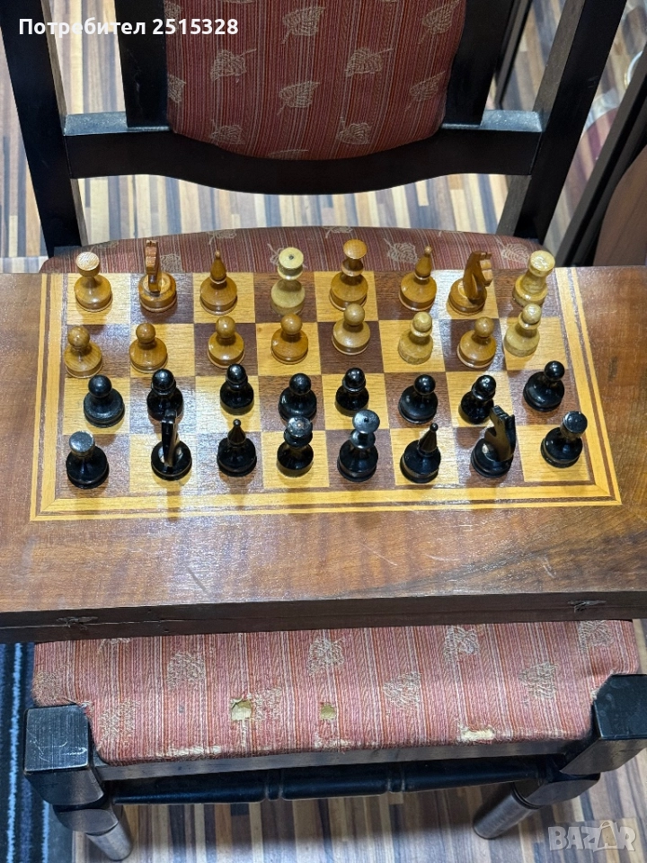 стара табла и шах, снимка 1