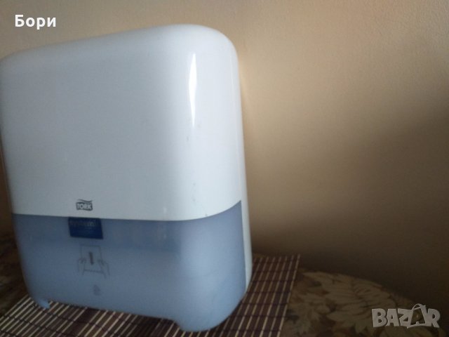 TORK H1 Автоматичен дозатор за хартиени кърпи за ръце руло, снимка 4 - Обзавеждане за заведение - 28697181