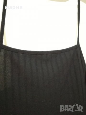 Нова рокля bershka с изрязан гръб с цепка в страни, снимка 3 - Рокли - 33515261