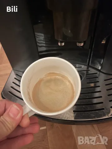 Кафеавтомат DeLonghi Magnifica , снимка 3 - Кафемашини - 48491953