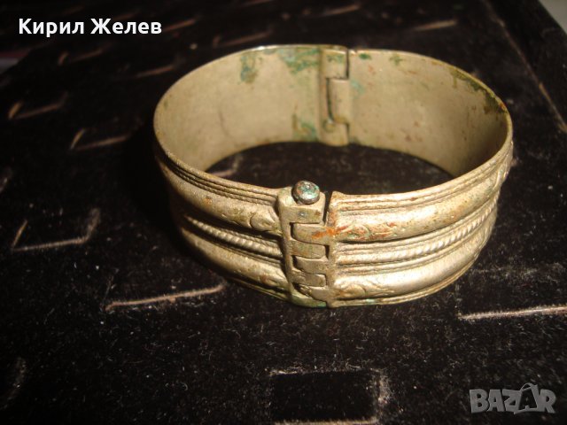 18-19 Век СРЕБЪРНА ВЪЗРОЖДЕНСКА САЧАНЕНА ГРИВНА с ЩИФТ РЪЧНО ОРНАМЕНТИРАНА НАКИТ за НОСИЯ БИЖУ 20719, снимка 2 - Антикварни и старинни предмети - 33214978