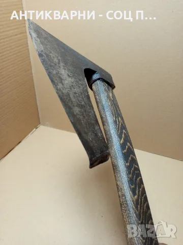Соц Стар Дърводелски Инструмент Сечиво Голяма Брадва Кривица., снимка 7 - Антикварни и старинни предмети - 50436786