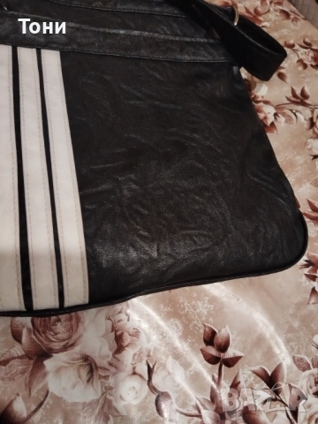 ADIDAS Оригинална Нова Кожена Дамска Чанта , снимка 9 - Чанти - 51773267