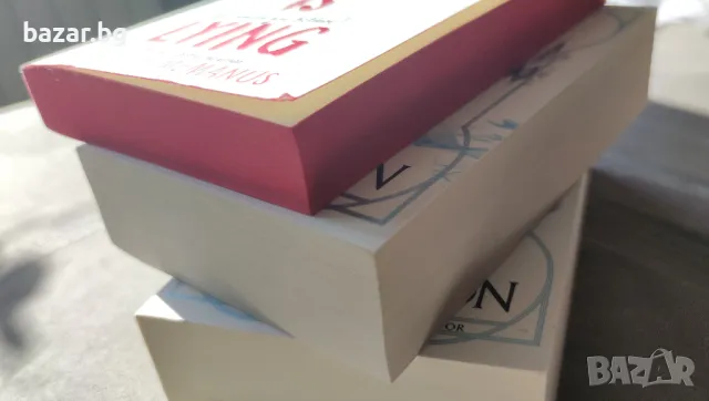 Продавам книгата One of us is lying - Karen M. McManus на английски език/Books in English, снимка 3 - Художествена литература - 49344799