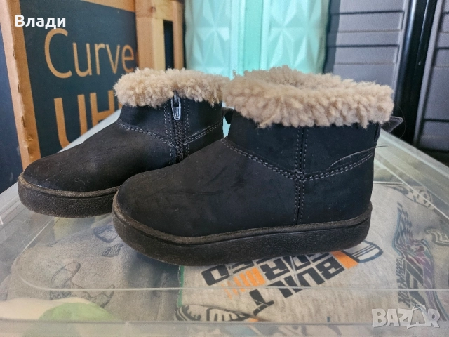 детски ботушки на Zara 22 номер