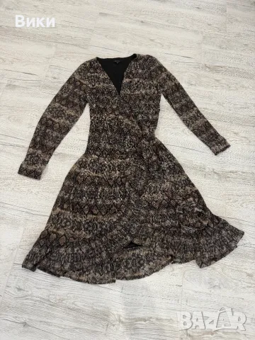 Красива рокля по етикет в XS, но е подходяща за S и М, снимка 3 - Рокли - 48168133