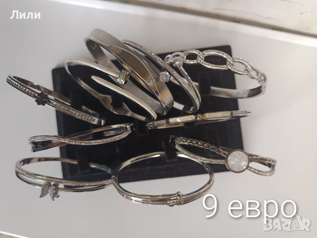 Дамски гривни медицинска стомана - "сребърни" и "златни", снимка 3 - Гривни - 53583150