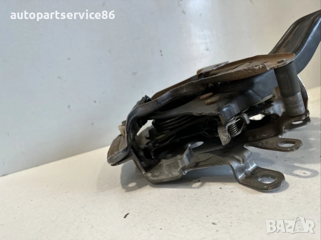 Педал на ръчната спирачка за Jeep Grand Cherokee (2012), снимка 2 - Части - 53508916