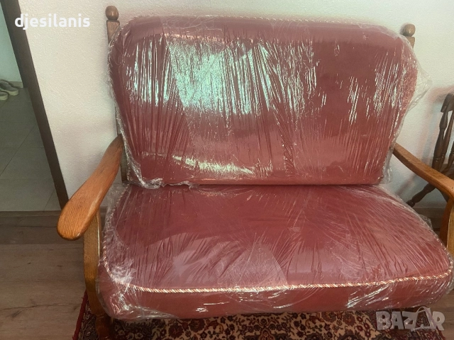 Двуместно канапе от масив