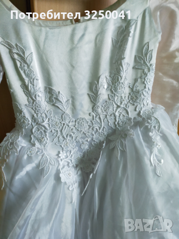 Булчинска рокля 👗 ползвана 1 път правена по поръчка размерS бродерията е шита, снимка 2 - Рокли - 36400127
