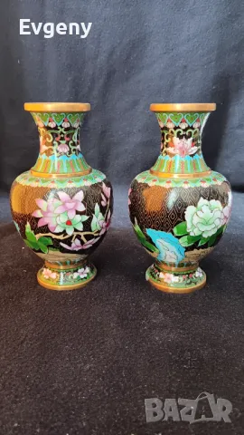 2 красиви китайски вази