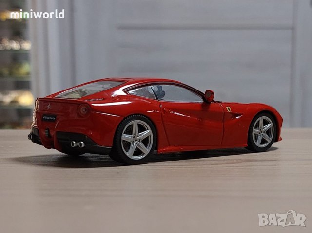 Ferrari F12 Berlinetta 2012 - мащаб 1:43 на IXO/Altaya моделът е нов в кутия, снимка 4 - Колекции - 43620690