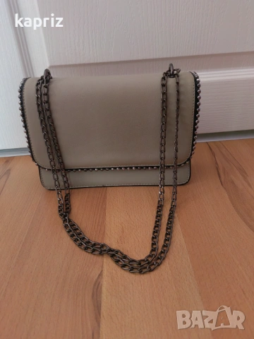 Малка сива чанта, цена 10 евро , снимка 5 - Чанти - 53092939