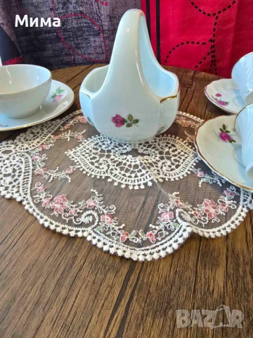 Малки порцеланови чашки, снимка 10 - Чаши - 53096683