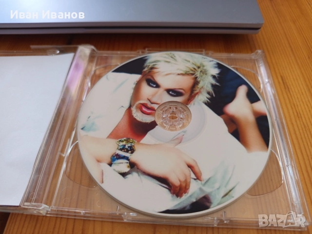 Уникален диск на Азис с автограф, снимка 3 - CD дискове - 51822930