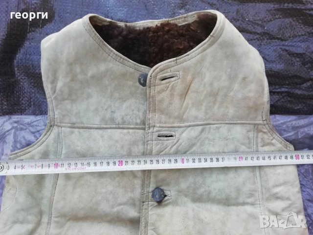 Старо военно елече от агнешка кожа, снимка 8 - Антикварни и старинни предмети - 43674505