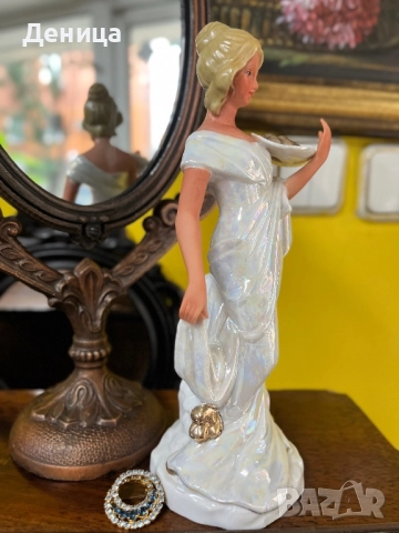 Една красавица на Leonardo, но този път с римска визия🥰 , снимка 2 - Декорация за дома - 51764011