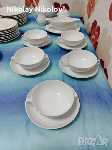 НОВ порцеланов сервиз Hutschenreuther, снимка 13 - Сервизи - 53144593