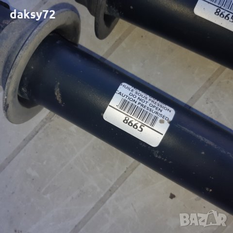 Амортесьори от Пежо 407, снимка 2 - Части - 33473057