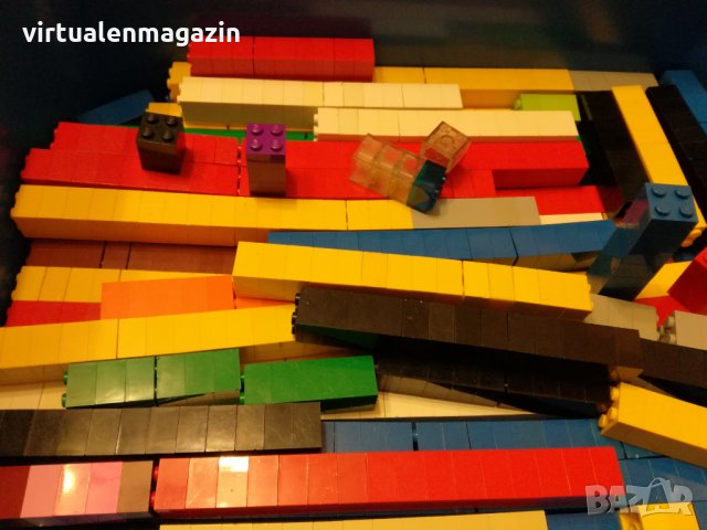 Lego тухлички номер 3003 - оригинални Лего части, снимка 1 - Колекции - 32537004
