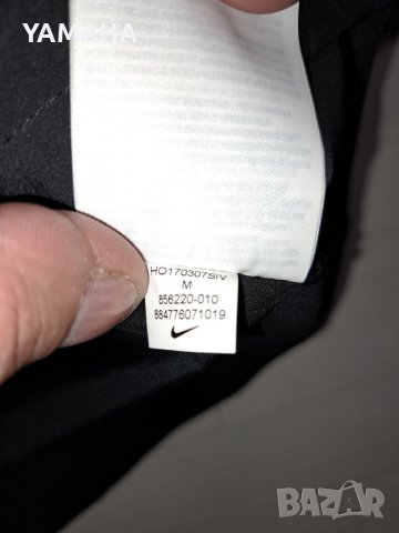 Nike  Дамска ветровка  M, снимка 2 - Спортни екипи - 39739248