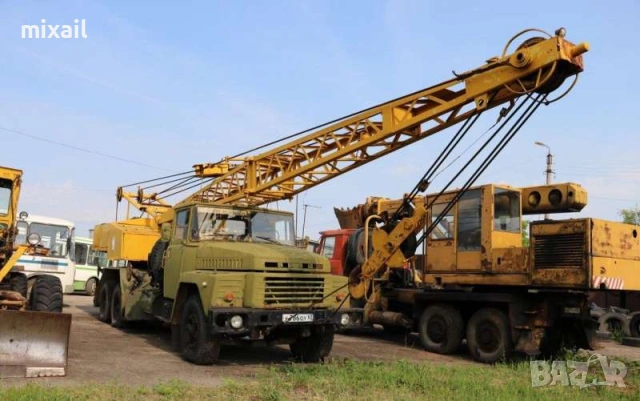 автокран Краз, снимка 2 - Индустриална техника - 53129863