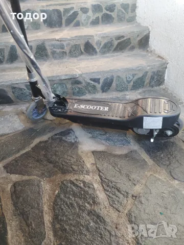 Електрически скутер Тротинетка , снимка 8 - Велосипеди - 48279845
