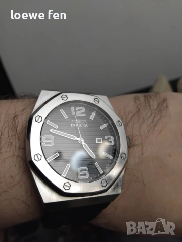 Invicta Huracan - блестяща полирана каса с много лек браш ефект! Audemars Piguet style !, снимка 2 - Мъжки - 53306998