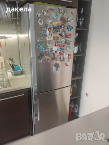 Хладилник с фризер"Либхер"