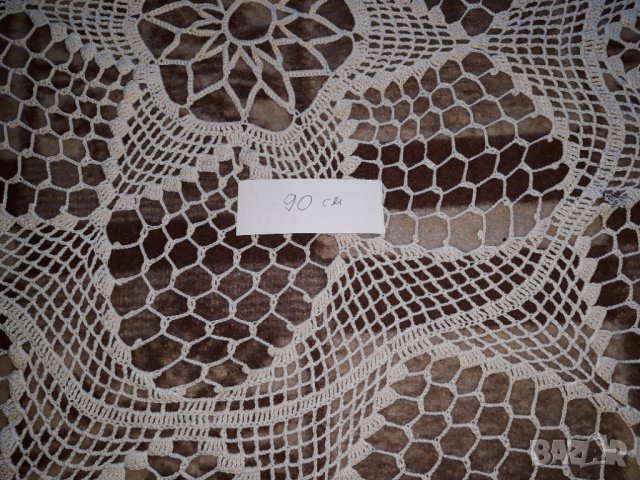 Плетени покривки за маса, снимка 3 - Покривки за маси - 34638420