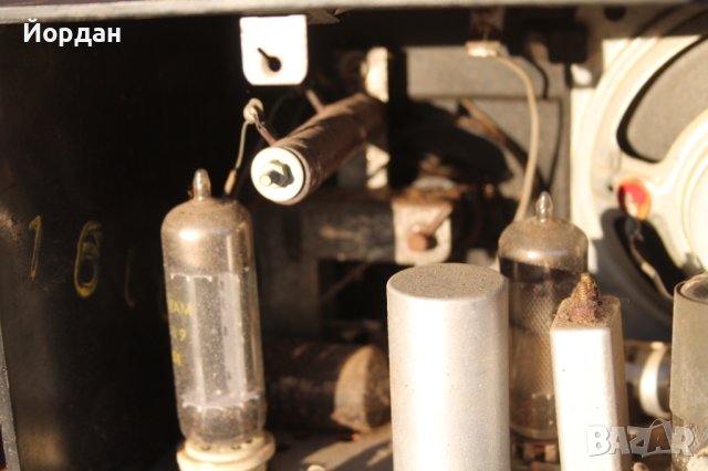 Радио ''Philips BOX 19 V00R'', снимка 11 - Радиокасетофони, транзистори - 43382282